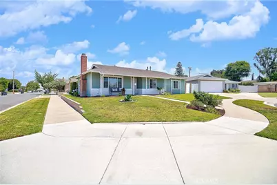 393 N Clinton, Orange, CA 92867 - Photo 3