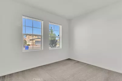16604 Desert Lily, Victorville, CA 92394 - Photo 5