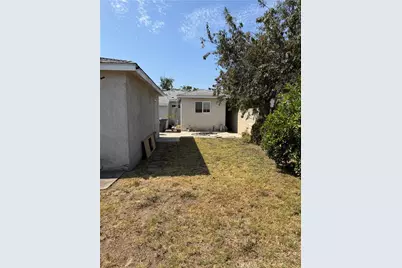 757 E Pacific, Carson, CA 90745 - Photo 19