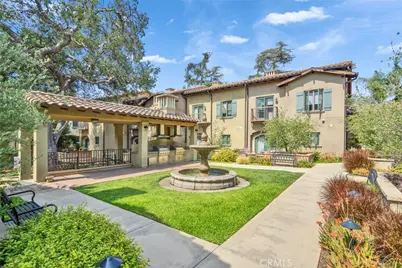 168 S Sierra Madre Boulevard #114, Pasadena, CA 91107 - Photo 9