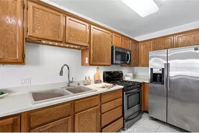 2529 California Avenue, Signal Hill, CA 90755 - Photo 9
