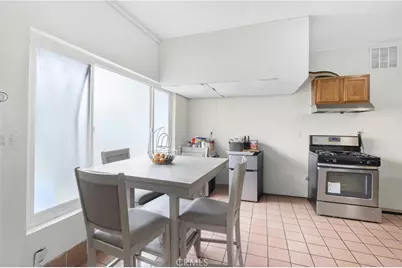 608 E Central Avenue, Santa Ana, CA 92707 - Photo 5