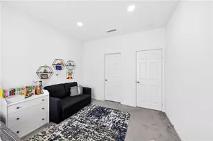 9521 Venetian, Jurupa Valley, CA 92509 - Photo 19