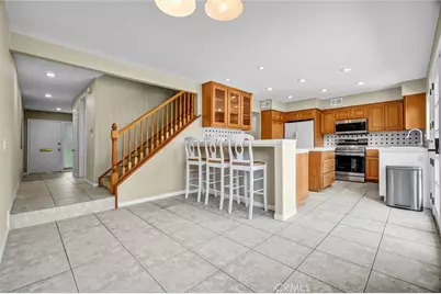10462 Rio Grande Court, Fountain Valley, CA 92708 - Photo 9