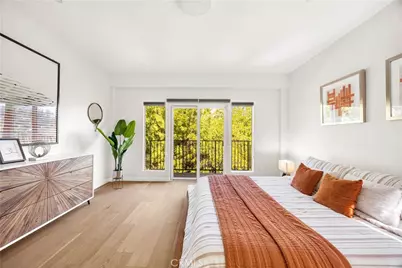 3822 Clayton Avenue, Los Angeles, CA 90027 - Photo 15