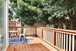 336 Eliot Ln, Long Beach, CA 90814 - Photo 17