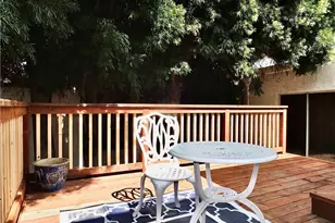 336 Eliot Ln, Long Beach, CA 90814 - Photo 23