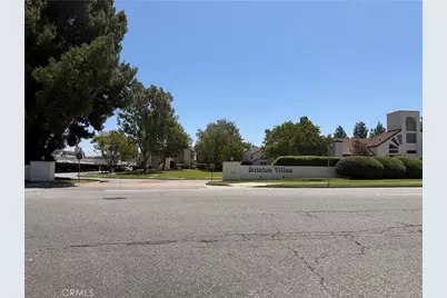 1712 Sinaloa #105, Simi Valley, CA 93065 - Photo 3