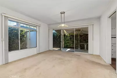 359 361 Roswell, Long Beach, CA 90814 - Photo 11