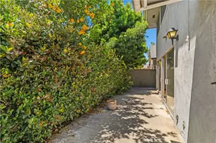 359 361 Roswell, Long Beach, CA 90814 - Photo 31
