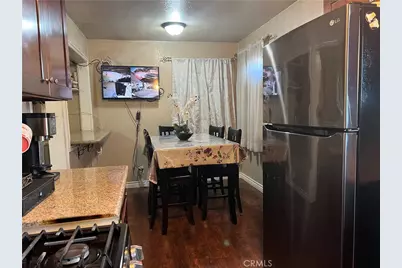 18044 Valencia, Fontana, CA 92335 - Photo 9
