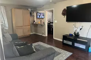 18044 Valencia, Fontana, CA 92335 - Photo 13