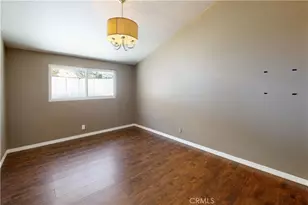 20703 Collins St, Woodland Hills, CA 91367 - Photo 15