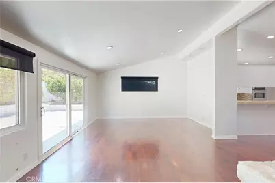 20703 Collins Street, Woodland Hills, CA 91367 - Photo 5