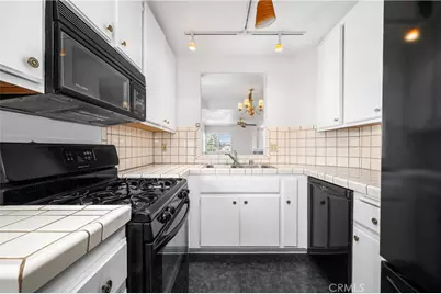 535 W 4th #311, Long Beach, CA 90802 - Photo 23
