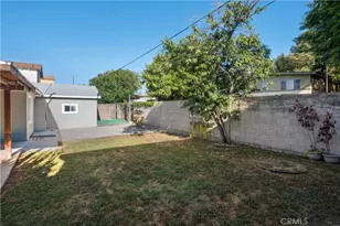 46 Pleasant St, Long Beach, CA 90805 - Photo 29