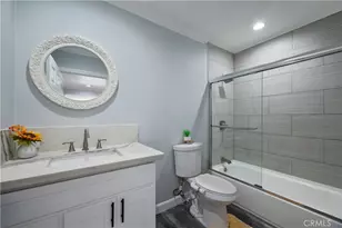 46 Pleasant St, Long Beach, CA 90805 - Photo 21