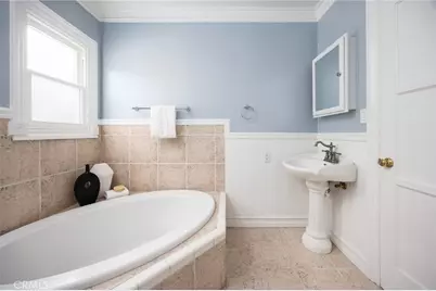 1026 W 19th Street, Santa Ana, CA 92706 - Photo 29