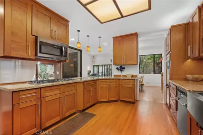341 S Meadows, Manhattan Beach, CA 90266 - Photo 21