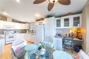 10681 Oak Street, Los Alamitos, CA 90720 - Photo 11