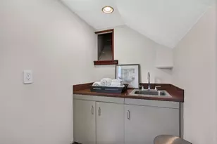 16735 Bayview Dr, Huntington Beach, CA 92649 - Photo 19