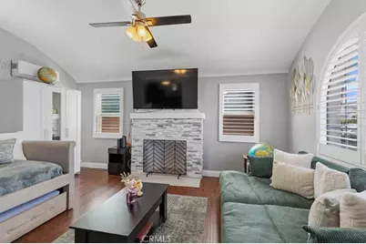 1600 W 80th Street, Los Angeles, CA 90047 - Photo 5