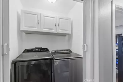1600 W 80th Street, Los Angeles, CA 90047 - Photo 21