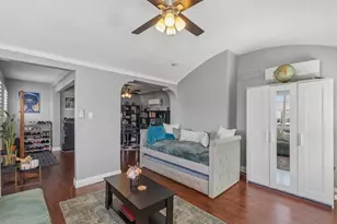 1600 W 80th St, Los Angeles, CA 90047 - Photo 7