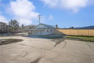 2006 E Lakeshore, Lake Elsinore, CA 92530 - Photo 19