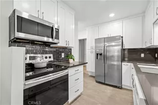 333 Junipero Ave, Long Beach, CA 90814 - Photo 1