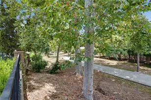 9 Old Wood, Pomona, CA 91766 - Photo 27