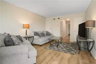 2423 Deodar, Santa Ana, CA 92705 - Photo 3