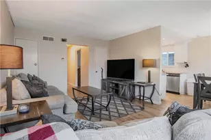 2423 Deodar, Santa Ana, CA 92705 - Photo 3