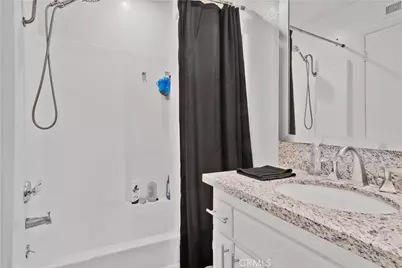 2423 Deodar, Santa Ana, CA 92705 - Photo 13