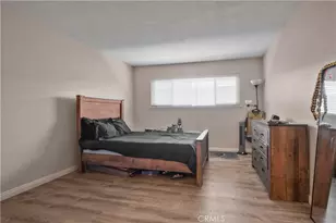 2423 Deodar, Santa Ana, CA 92705 - Photo 17