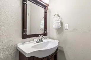 6800 Lampson, Garden Grove, CA 92845 - Photo 23