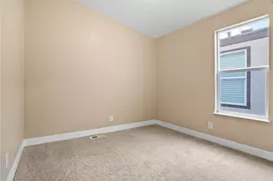 24200 Walnut Street, Torrance, CA 90501 - Photo 15
