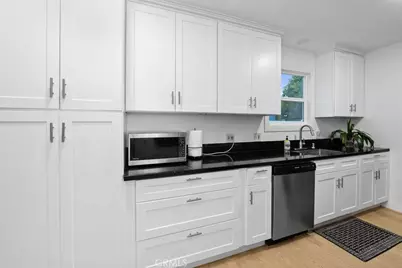 6440 Petit, Van Nuys, CA 91406 - Photo 15