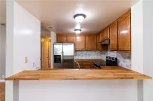 730 W 4th St, Long Beach, CA 90802 - Photo 3