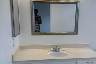 17800 Burbank, Encino, CA 91316 - Photo 11