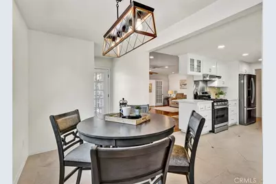 2137 W Cris Avenue, Anaheim, CA 92804 - Photo 31