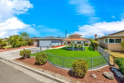 2137 W Cris Avenue, Anaheim, CA 92804 - Photo 37