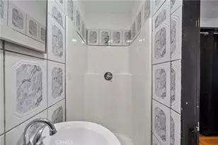 1847 W 48th St, Los Angeles, CA 90062 - Photo 13