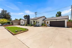 2410 W Broadway, Anaheim, CA 92804 - Photo 31