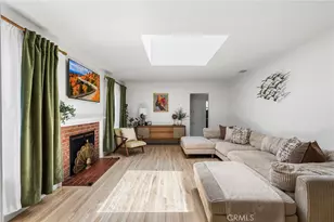 2410 W Broadway, Anaheim, CA 92804 - Photo 19