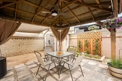 810 E 118th Street, Los Angeles, CA 90059 - Photo 39