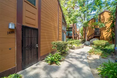 14101 Bayside, Norwalk, CA 90650 - Photo 5