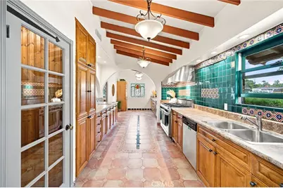 1324 E Chapman, Orange, CA 92866 - Photo 7