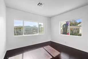 18601 Newland Street, Huntington Beach, CA 92646 - Photo 29