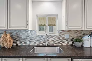 18601 Newland Street, Huntington Beach, CA 92646 - Photo 11